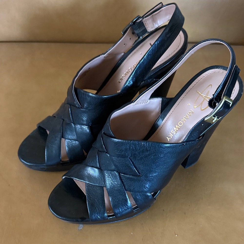 B. Makowsky Black Leather Woven Heels